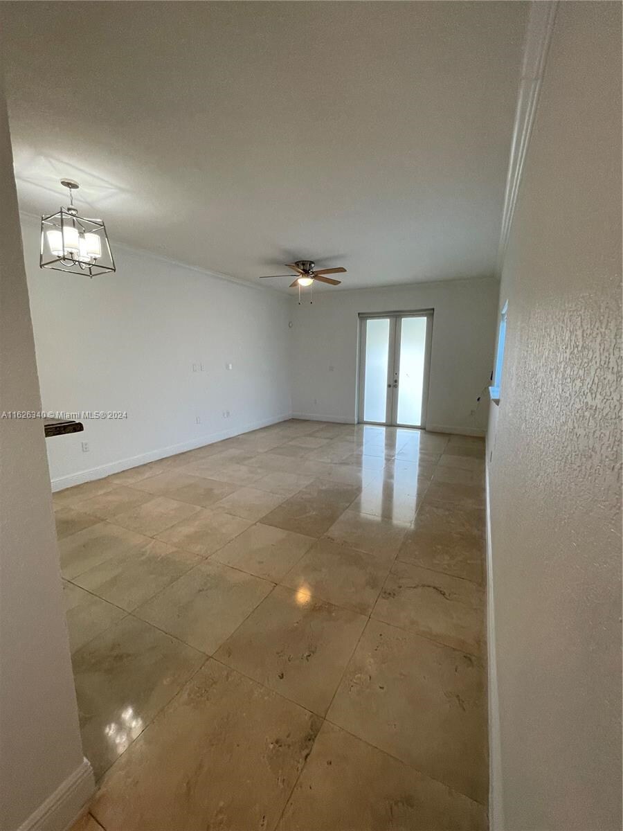 Building Photo - 3350 SW 25th St