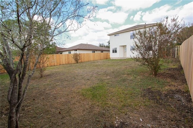 Building Photo - 14909 Chamberlain Ct