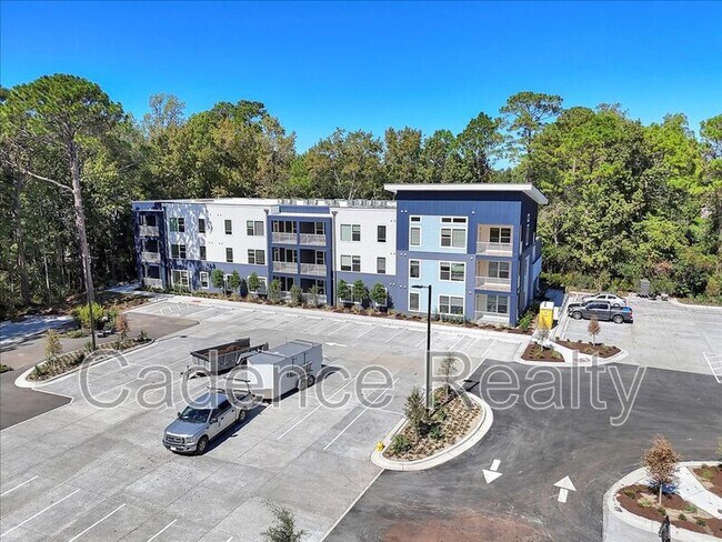 Building Photo - 610 S Kerr Ave