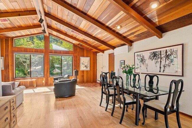 Building Photo - 2350 Mill Creek Ln