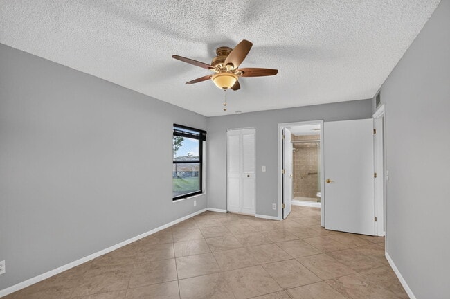 Building Photo - 812 Sky Pine Way