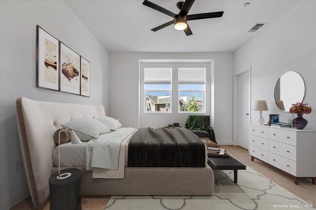 Building Photo - 219 Gambrel Cir