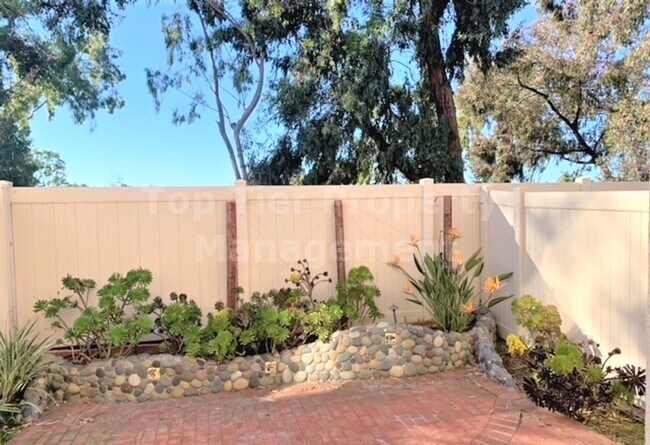 Building Photo - ***Charming 2 bed / 2 bath Townhome in Coastal Carlsbad - Available 04/15***