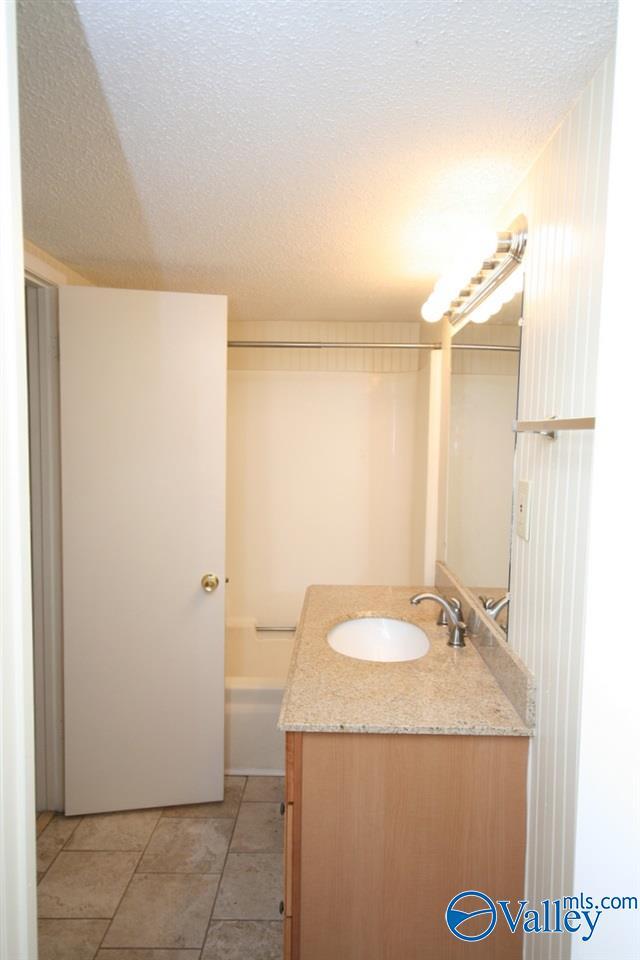 Building Photo - 6644 Willow Pointe Dr NW