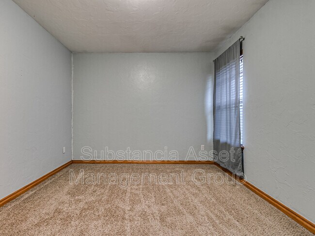 Building Photo - 4117 Green Apple Dr