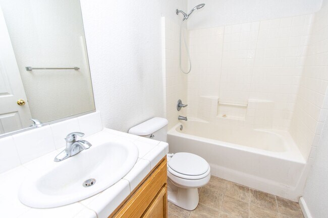 Building Photo - COMING SOON!! Cozy 3-Bedroom, 2-Bath Home in Merced