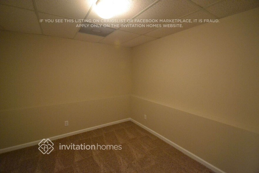 Building Photo - 35 Mcauls Ct