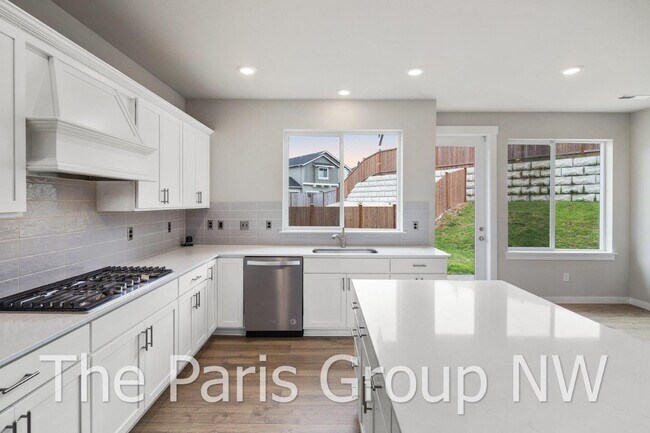 Building Photo - 2122 83rd Ave E