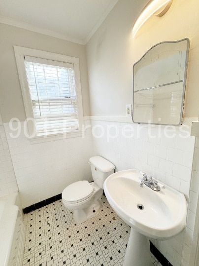 Building Photo - 365 Haynes St