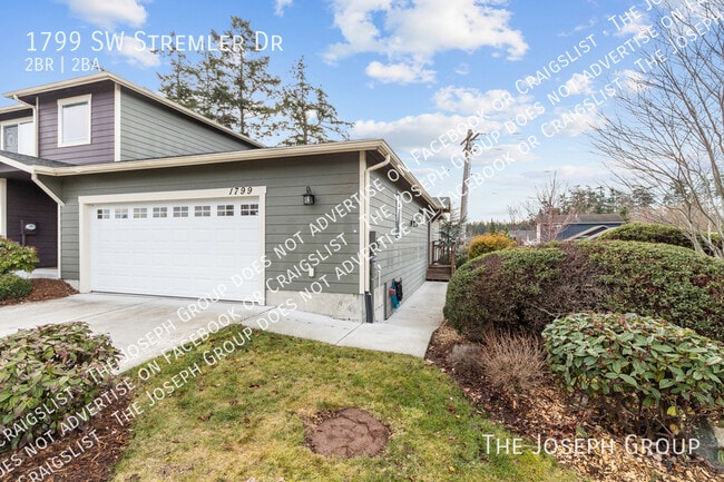 Building Photo - 1799 Stremler Dr