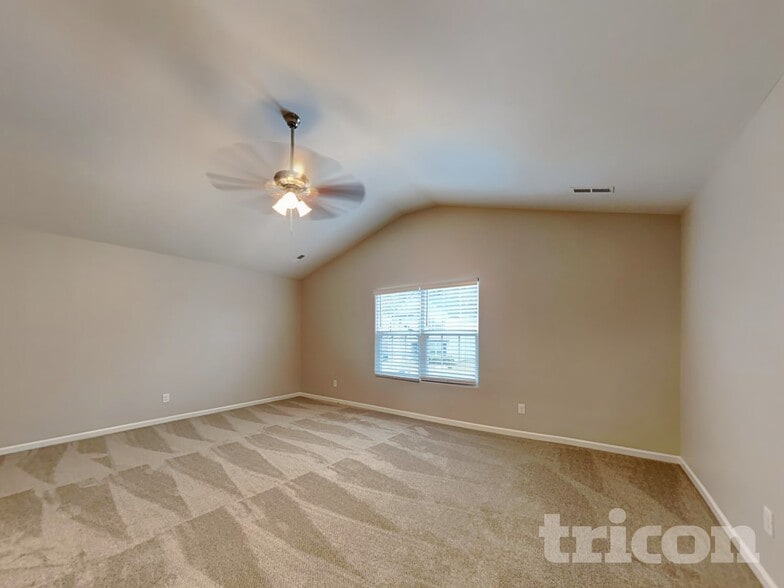 Building Photo - 945 Joselynn Drive