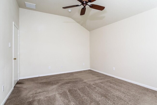 Building Photo - 16806 Accolade Way