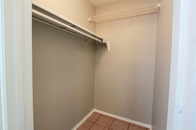 Building Photo - 7900 Whitsun Dr