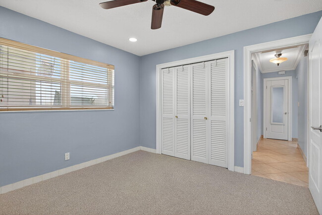 Building Photo - 2757 NE 29th Ave