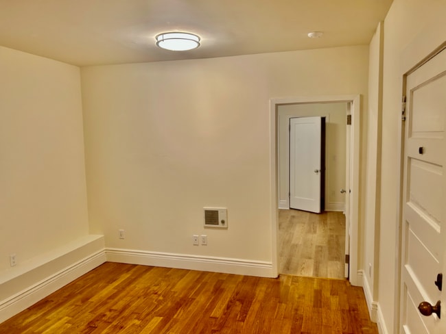 Building Photo - 959 Capp St