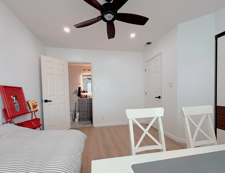 Building Photo - 10322 Barbara Anne St