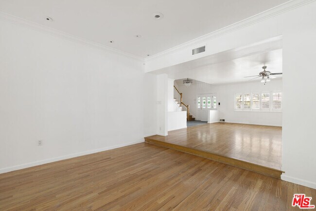 Building Photo - 4309 Gentry Ave