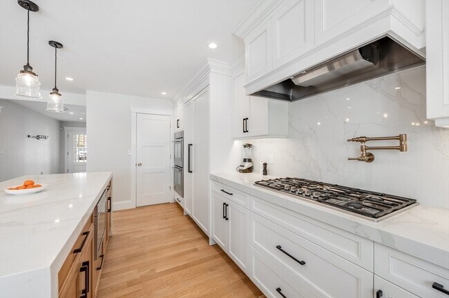 Building Photo - 6 Stanwood Pt