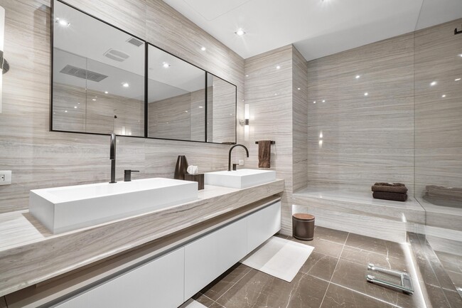 Building Photo - 2200 N Ocean Blvd