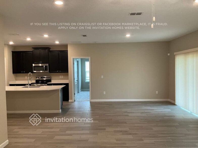 Building Photo - 9516 Lovage Ln