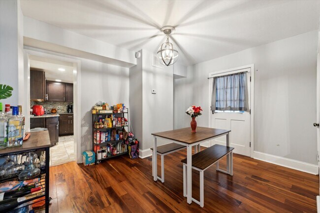 Building Photo - Updated 3-bedroom, 1.5-bath home with a garage in the borough of West Chester!