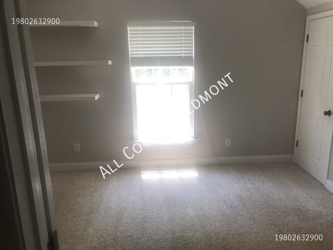 Building Photo - 13214 Meadowmere Rd