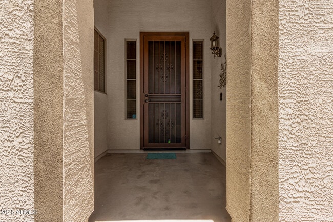 Building Photo - 82 W Aster Dr