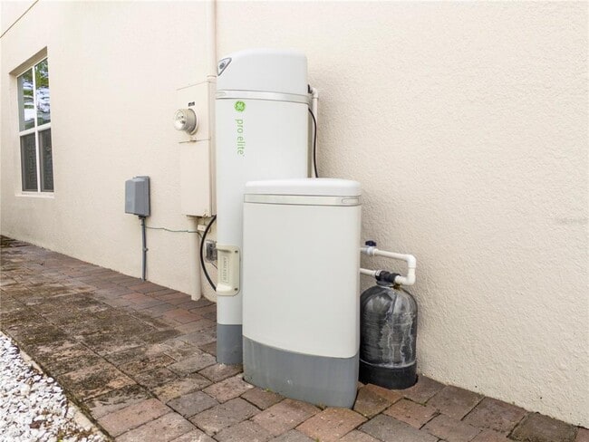 Building Photo - 10551 Petrillo Wy