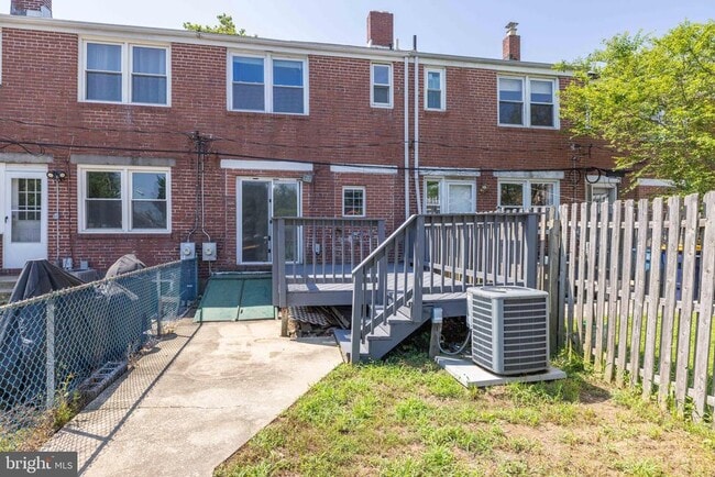 Building Photo - 1017 Baltimore Ave