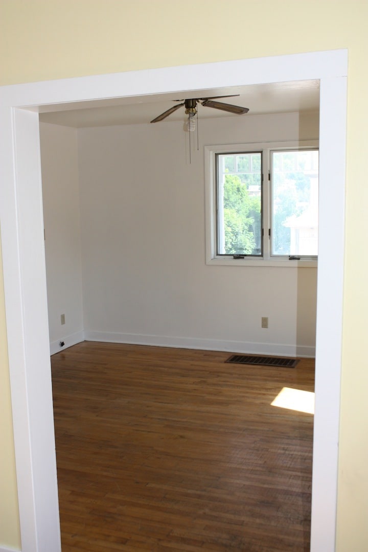 Building Photo - 111 E Montezuma Ave