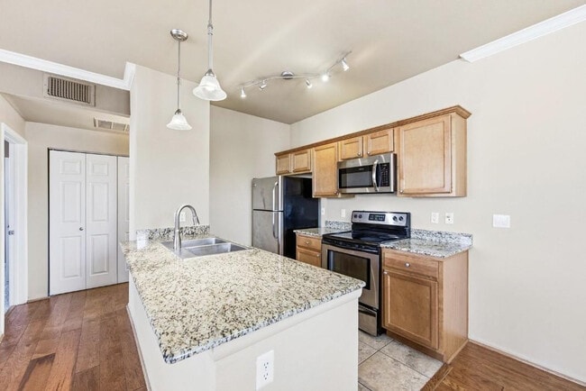 Building Photo - 7009 E Acoma Dr