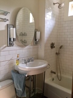 Building Photo - 3302 W Warner Ave