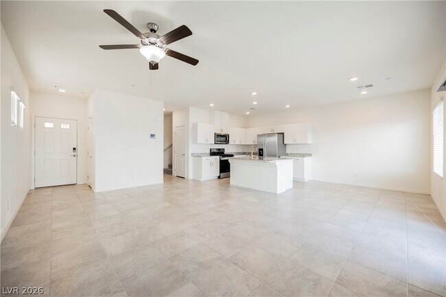Building Photo - 402 Larksong Ave