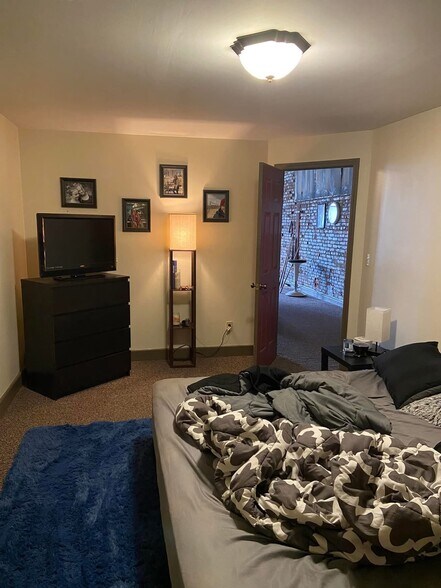 Building Photo - 148 W Michigan Ave