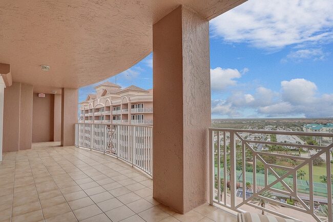 Building Photo - 750 Ocean Royale