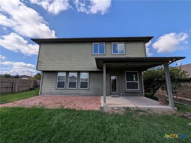 Building Photo - 212 Oak Creek Way