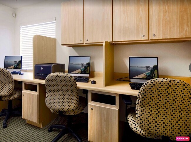 Building Photo - Shasta Courtyards