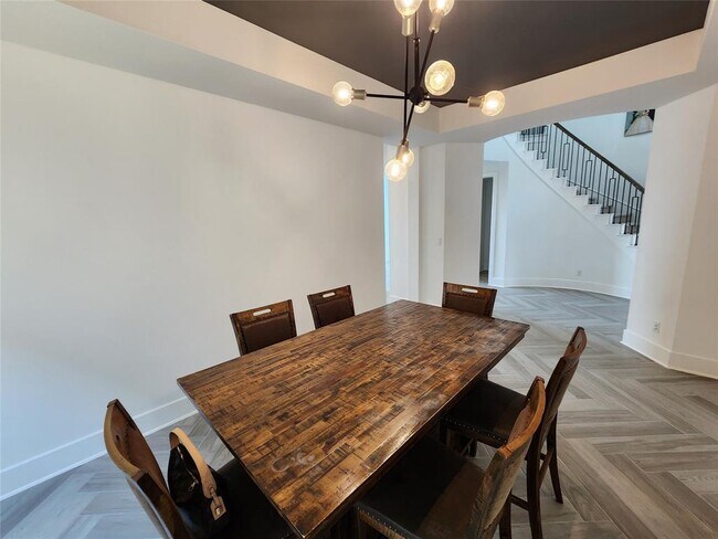 Building Photo - 134 Arcadian Ln