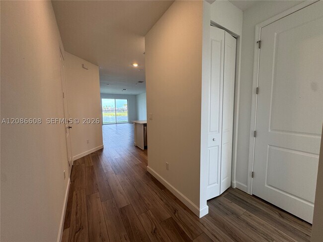 Building Photo - 3568 Spanish Cedar Pl