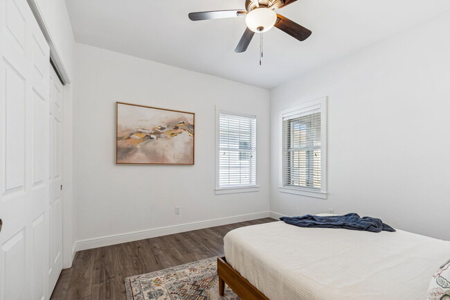 Building Photo - 12715 Taylor Nicolas Dr