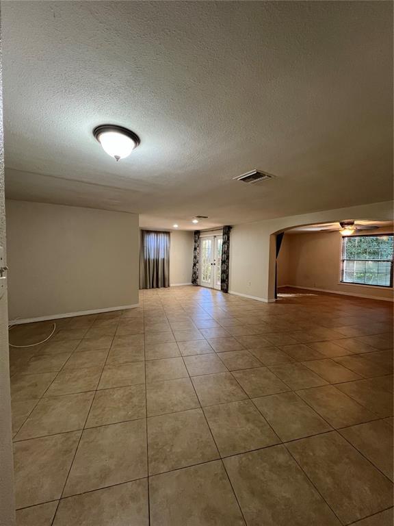 Building Photo - 3140 Bahia Ave