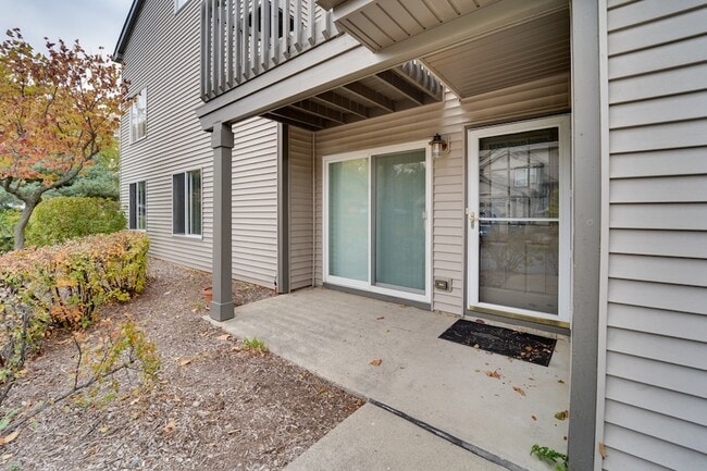 Building Photo - 365 Grissom Ct