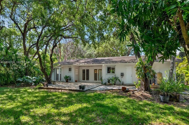 Building Photo - 6767 SW 154th St