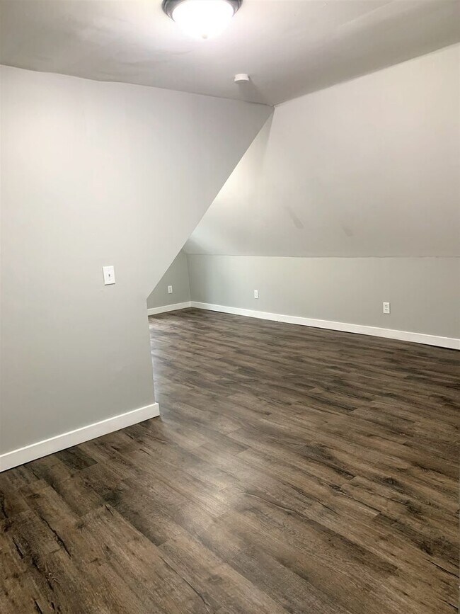 Building Photo - 624/626 Oak Street