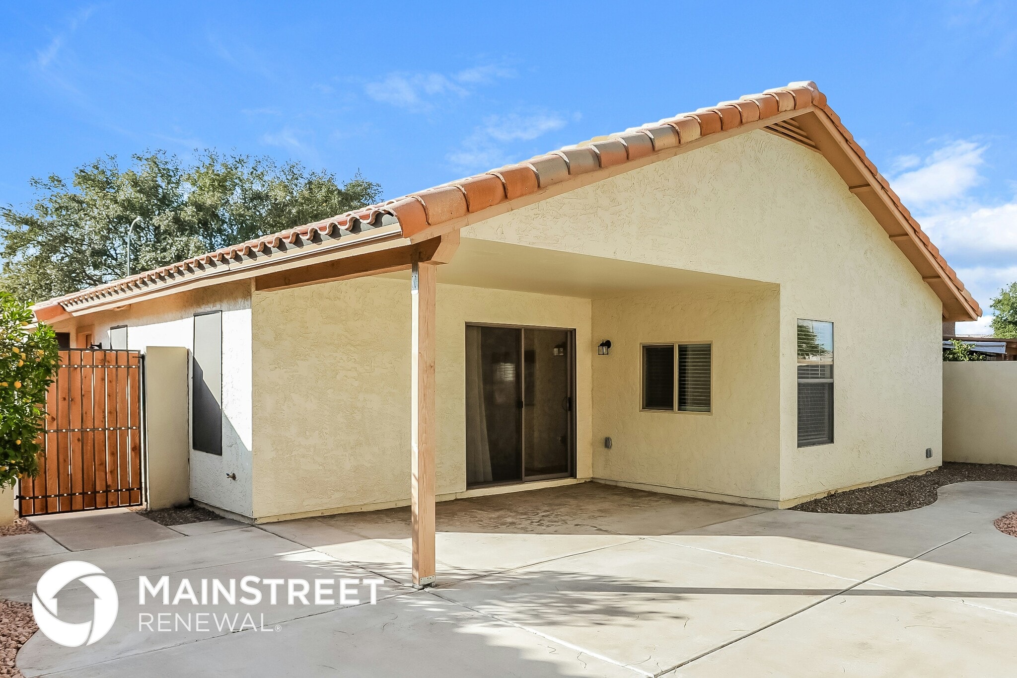 Building Photo - 4544 E Garnet Ave