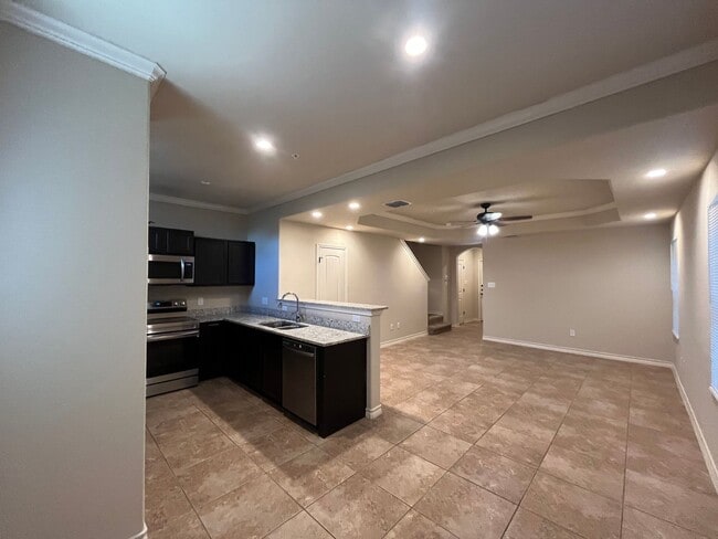 Building Photo - 13903 Annas Way #102, San Antonio, TX. 78233