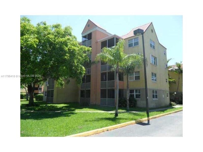 Building Photo - 8343 Lake Dr