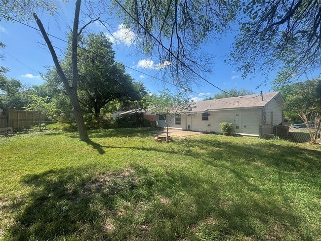 Building Photo - 8209 Easter Cove