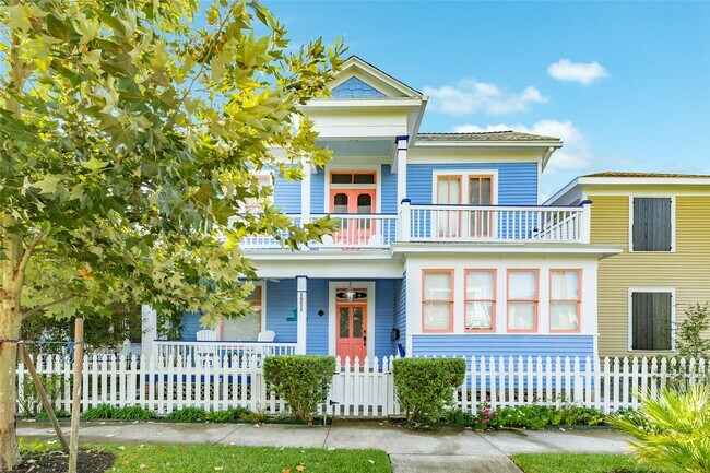 Primary Photo - 1211 Winnie St