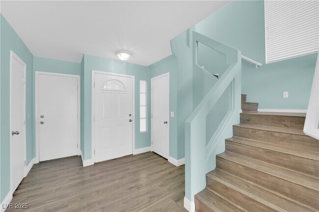 Building Photo - 10210 Maltese Cross Ct